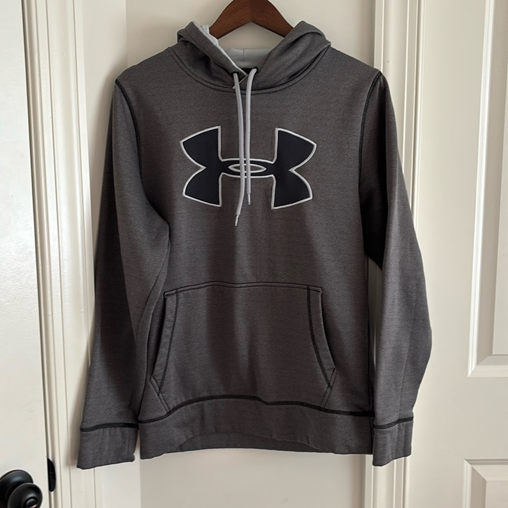 Men’s under armor sweatshirt